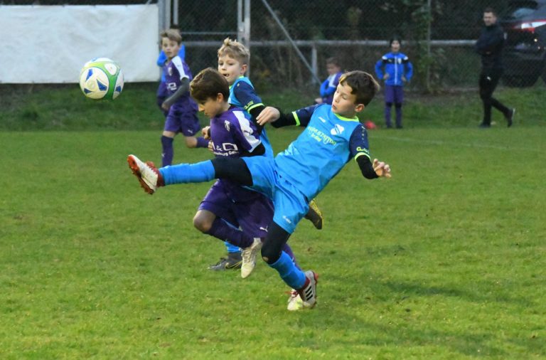 E1-Junioren: SpVgg Altenerding – FC SF Eitting  6:3