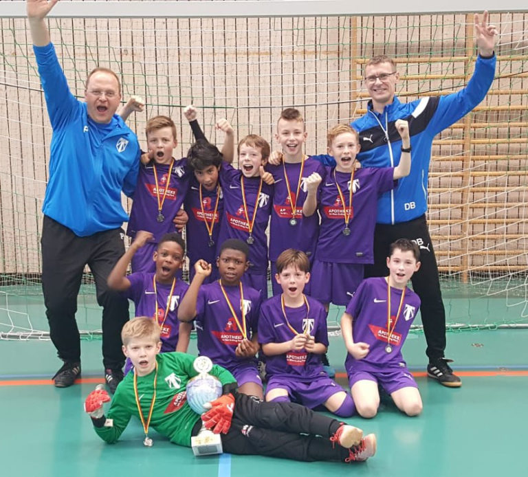 E4-Junioren: Turniersieg in Hallbergmoos