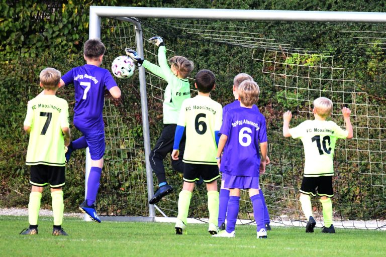 E2-Junioren: FC Moosinning – SpVgg Altenerding  3:7