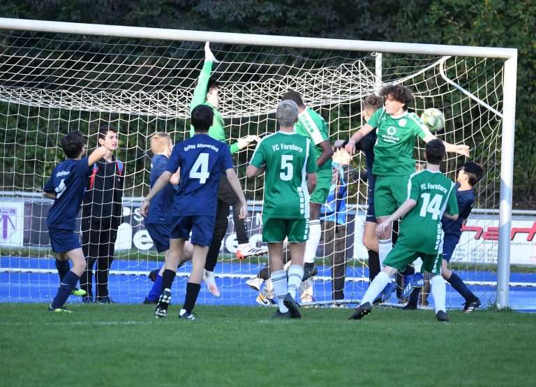 B2-Junioren: SpVgg Altenerding – FC Forstern  0:10