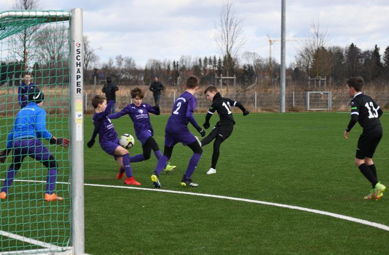 D1-Junioren: SpVgg Altenerding – SV Waldperlach  0:6