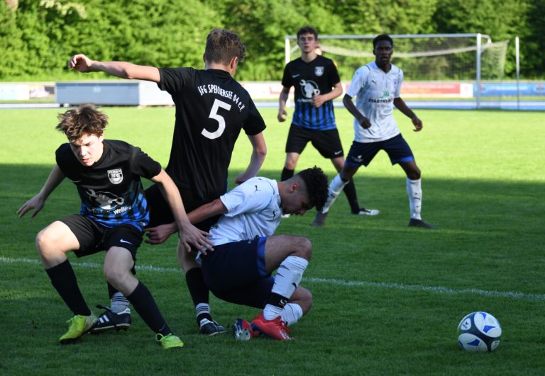 A1-Junioren: SpVgg Altenerding – JFG Speichersee  8:0