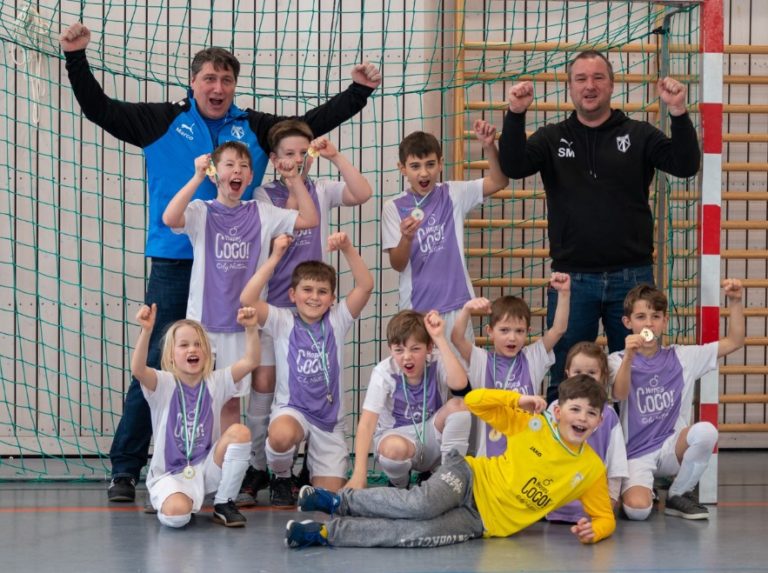 E3-Junioren: SpVgg gewinnt das Hallenturnier beim FC Forstern