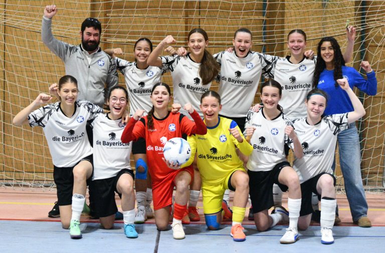 Amadeus-Juniorenfußballhallentage: B-Mädchen des FFC Wacker München sichern sich den Titel im abschließenden Turnier