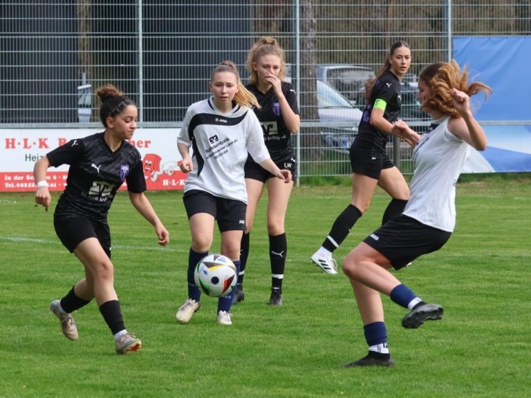 B-Juniorinnen: (SG) SV Grasheim/SV Waidhofen/TSV Hohenwart – SpVgg Altenerding 4:0
