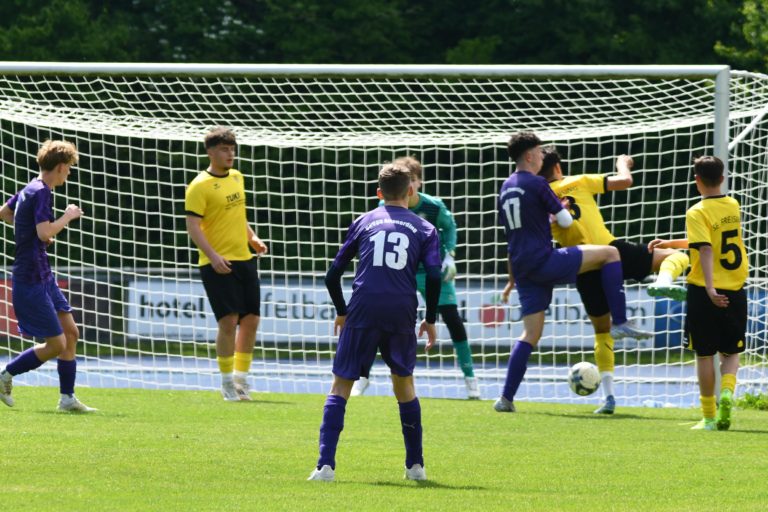 C1-Junioren: SpVgg Altenerding – SE Freising  0:0